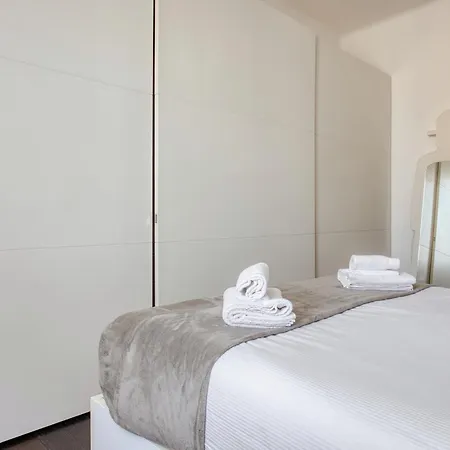 Just Urban - Spacious And Elegant Flat Corso Xxii Marzo 公寓