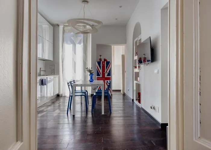 아파트 Just Urban Stays - Elegant 2Br Apartment 25 Min From Duomo - M4 Dateo